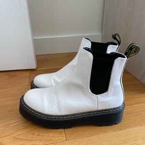 White chunky Chelsea boot